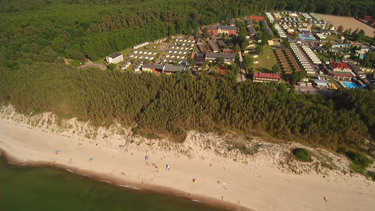 Centrum Wypoczynkowo-Konferencyjne Solaris Łazy Exterior foto