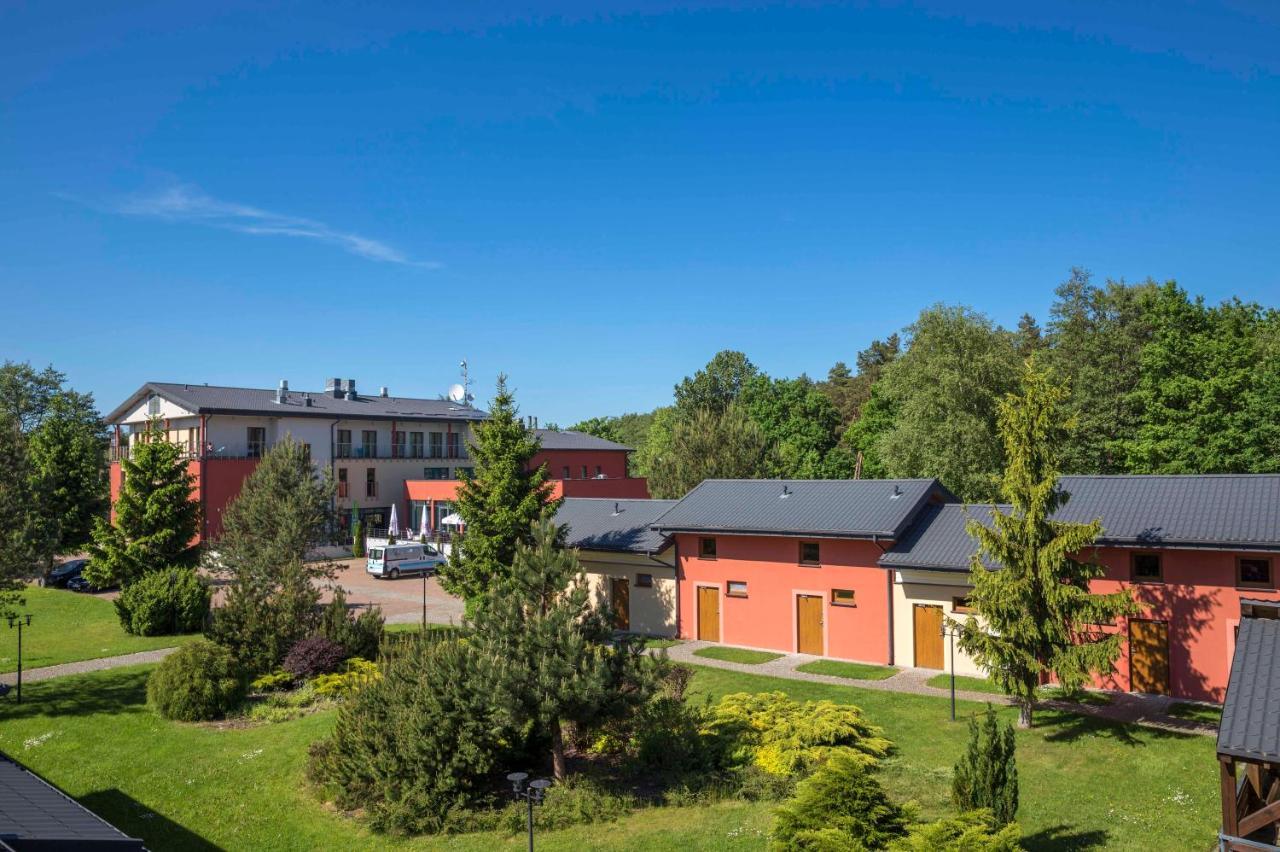 Centrum Wypoczynkowo-Konferencyjne Solaris Łazy Exterior foto