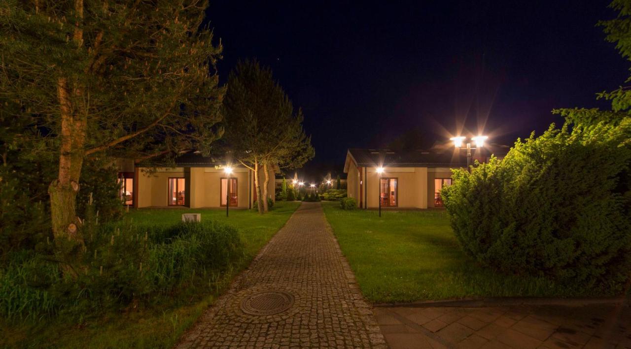 Centrum Wypoczynkowo-Konferencyjne Solaris Łazy Exterior foto